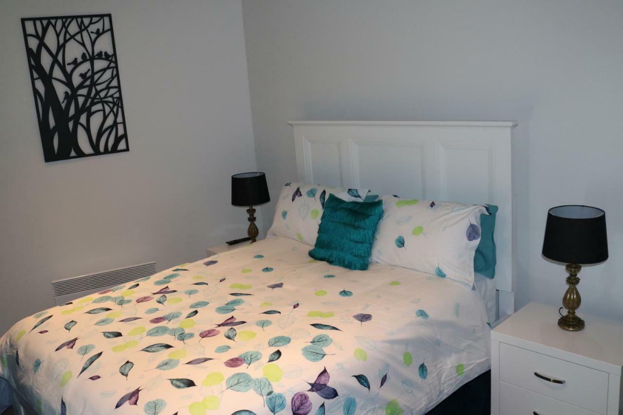 130 At The Waves Apartment Cowes Ngoại thất bức ảnh